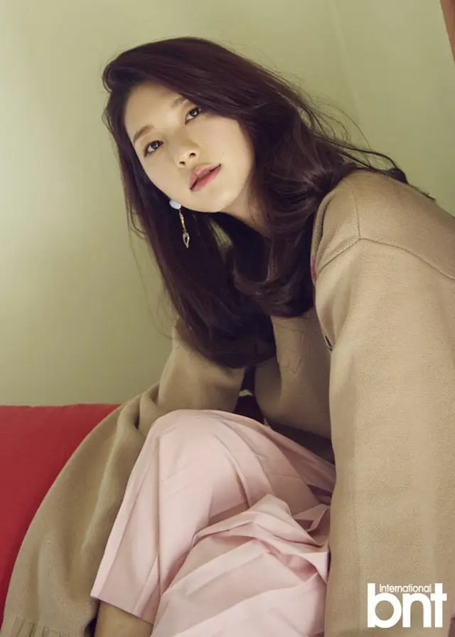 韓国女優キム・ジンギョン（21）がドラマを通して「EXO」KAI（24）と共演した感想を明かした。（提供:OSEN）