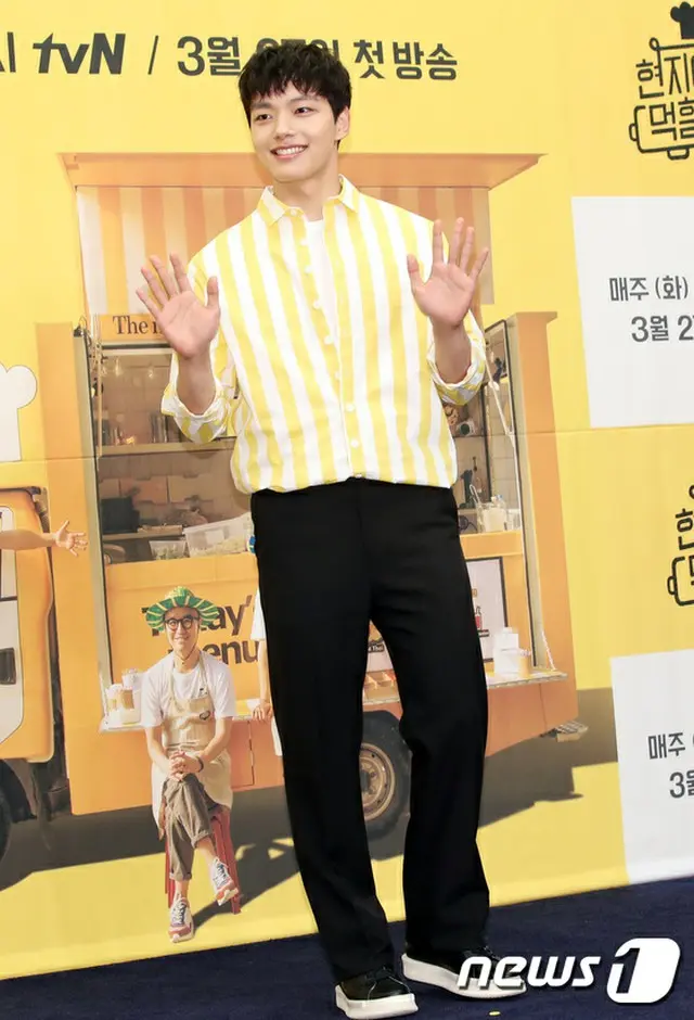 俳優ヨ・ジング、tvN「現地で食べてくれるかな？」出演を悩んだが「価値ある経験だった」