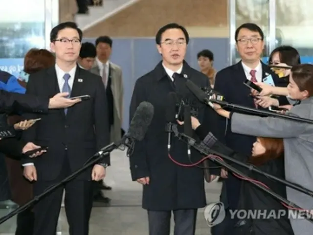 報道陣の質問に答える趙明均氏＝２９日、ソウル（聯合ニュース）