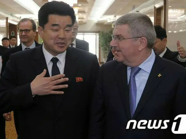 北・朝鮮中央通信、IOC会長の平壌到着を伝える…金正恩氏との接見の可能性も