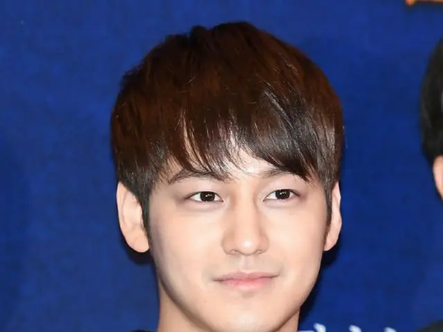 韓国俳優キム・ボム（28）が社会服務要員として訓練所に入所することが伝えられた中、所属事務所側は「正確な病名を明かすことはできない」と明かした。（提供:OSEN）
