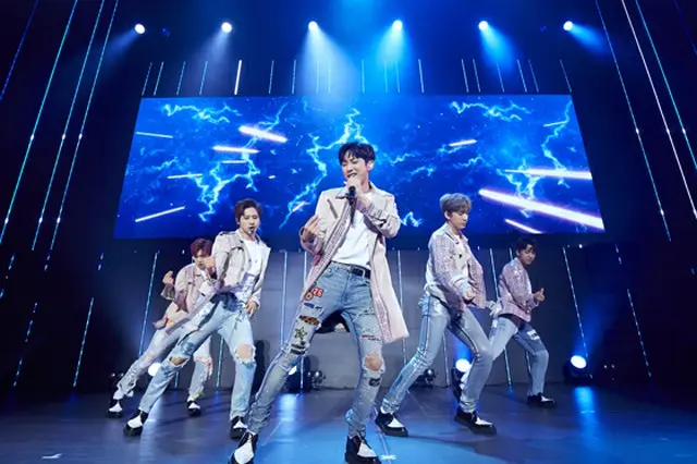 「B1A4」（写真:NAITO/渡辺綾）