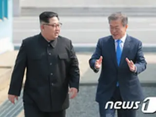 文大統領夫妻、金正恩夫妻をはじめ北朝鮮側26人と夕食会