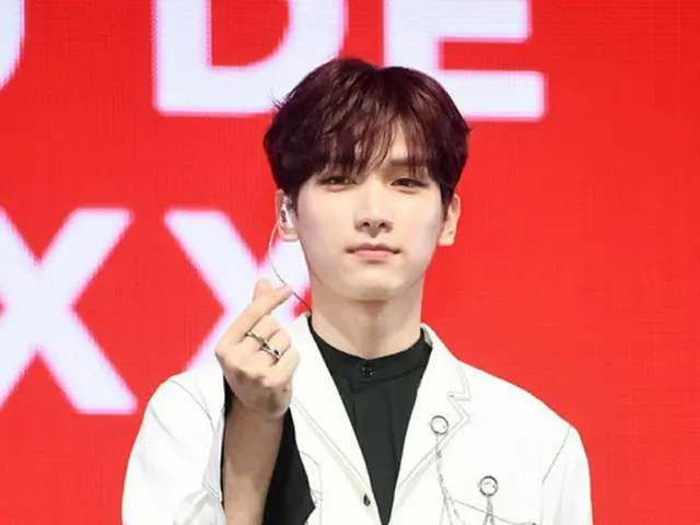 韓国ボーイズグループ「VIXX」メンバーのヒョギが、日本でのファンミーティング中に負傷し、今後のスケジュールには参加できなくなった。（提供:OSEN）