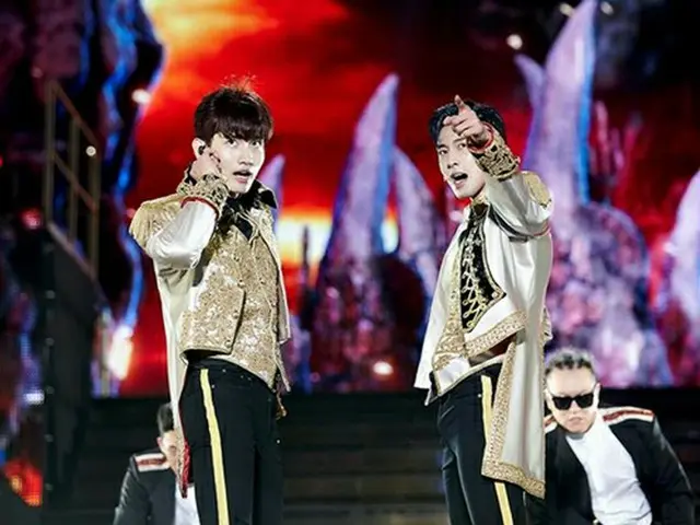 「東方神起」、2年11か月ぶりの韓国公演…“K-POPの王様”らしいステージマナーで2万2千人を魅了