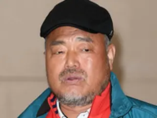 【公式】歌手キム・フングク、性暴行疑惑「嫌疑なし」で誣告罪の捜査は「進行中」