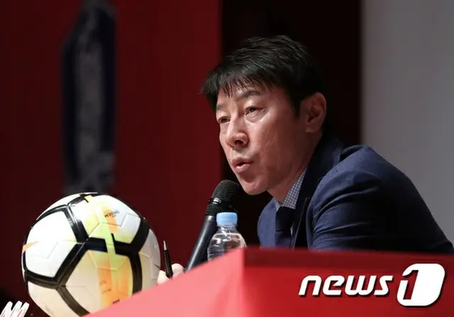 サッカー韓国代表監督、23人＋アルファを選抜 「未だに頭が整理できていない」