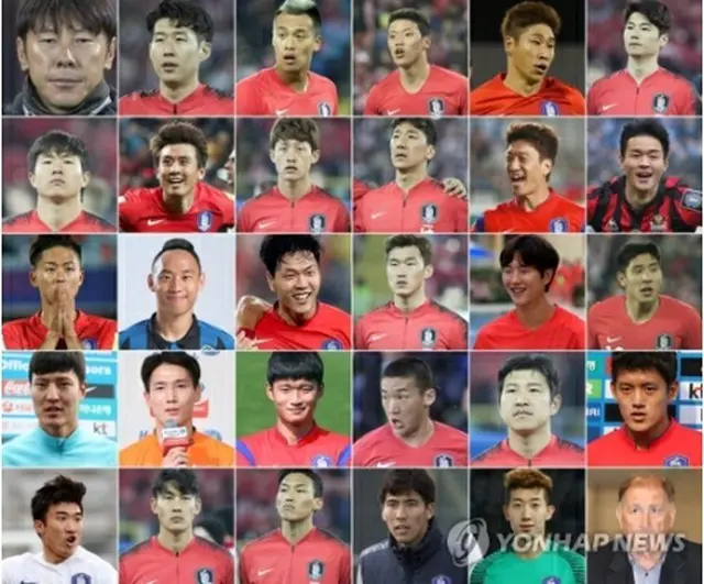 サッカー韓国代表の申台龍（シン・テヨン）監督（左列最上段)とＷ杯ロシア大会のメンバー、スタッフ＝（聯合ニュース）