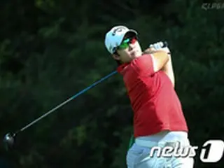 ＜女子ゴルフ＞韓国のペ・ヒギョン、日本ツアーで初優勝