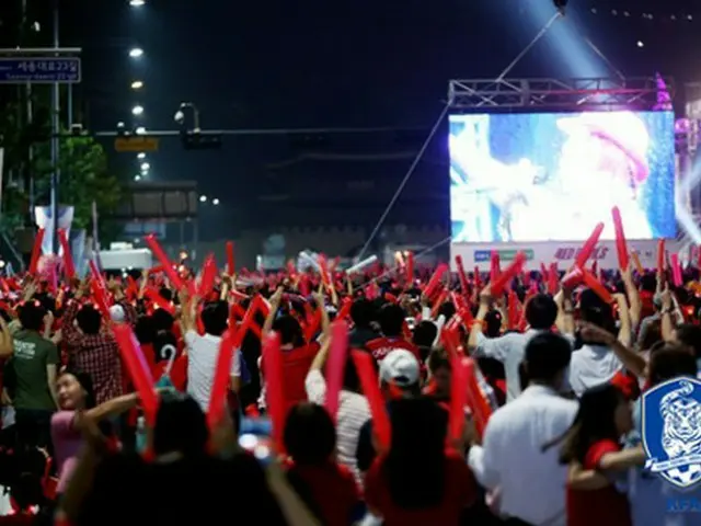 大韓サッカー協会は1日に開かれる韓国代表チームの最後の国内親善試合ボスニア・ヘルツェゴビナ戦をソウル市庁前広場で街頭応援を実施すると明らかにした。（提供:OSEN）