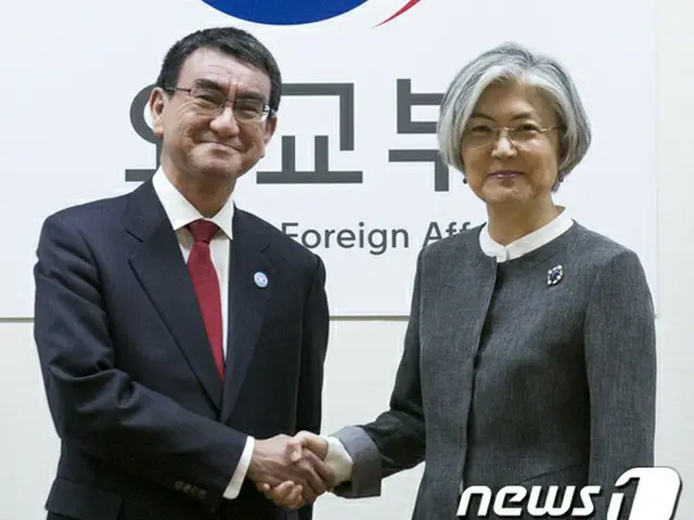 韓国と米国、日本政府が来る12日、シンガポールで開かれる米朝首脳会談後、ソウルで3か国外相会談を開催する法案を推進中だと日本メディアが5日、報道した。