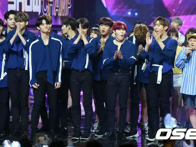 韓国アイドルグループ「Wanna One」が23週目Gaonチャートで3冠王となった。（提供:OSEN）