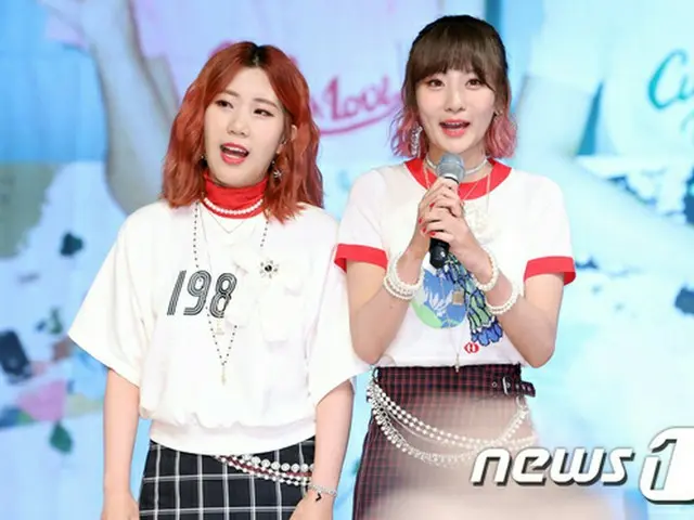 韓国女性デュオ「赤頬思春期（ポルパルガンサチュンギ）」の新曲「旅行」がgenie週間チャートで2週連続1位を獲得した。（提供:news1）