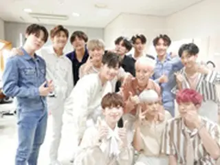 新人グループ「ONF」、先輩「防弾少年団」と控室での記念写真公開