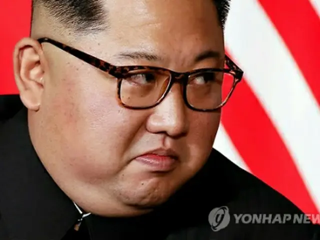 トランプ米大統領と会談する金正恩（キム・ジョンウン）国務委員長（朝鮮労働党委員長）＝（ロイター＝聯合ニュース）