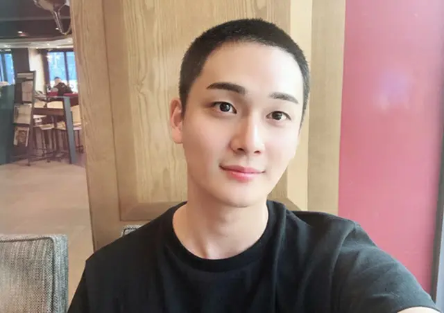 韓国俳優チョ・ユヌが19日に入隊を控えている中、気持ちを伝えた。（提供:OSEN）