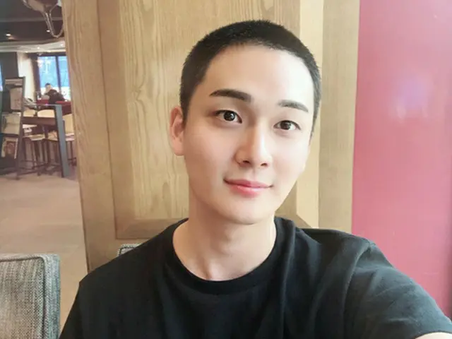 韓国俳優チョ・ユヌが19日に入隊を控えている中、気持ちを伝えた。（提供:OSEN）