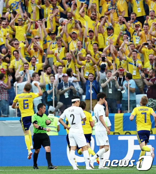 韓国が「2018 FIFAワールドカップ ロシア」初戦で、ペナルティーキック（PK）によるゴールを許し、敗北を喫した。