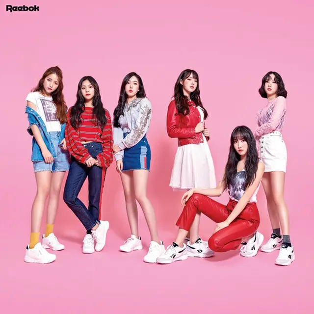 リーボック、アイドル「GFRIEND」のシューズスタイル画報を公開＝韓国（提供:news1）