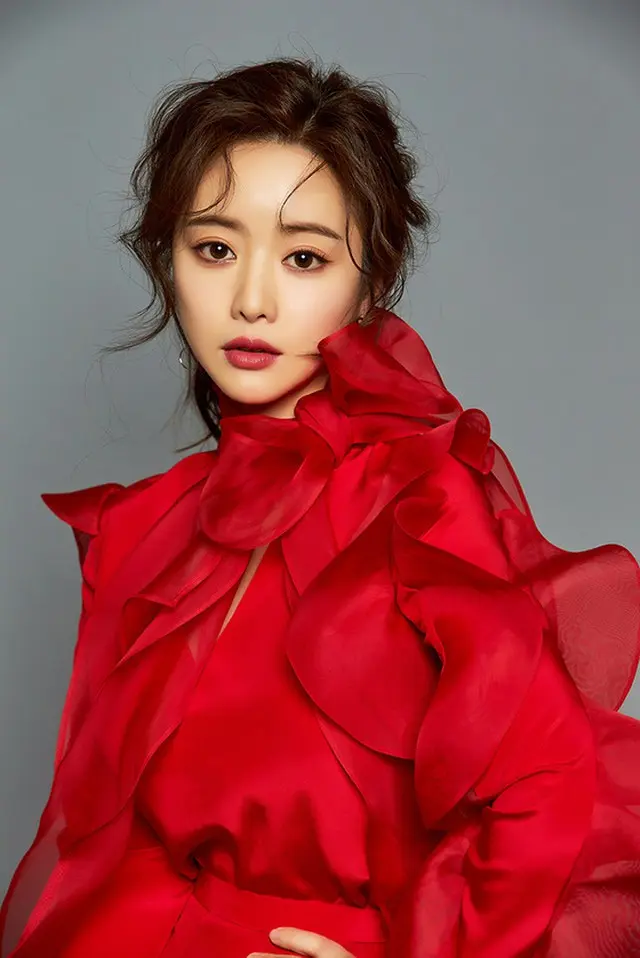 女優ホン・スア、新KBSドラマ「最後まで愛」女性主人公で韓国復帰へ（提供:news1）