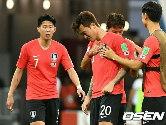 国際サッカー連盟（FIFA）が韓国－ドイツ戦の先発メンバーを予想し、チャン・ヒョンス（26、FC東京）の名に注目が集まっている。