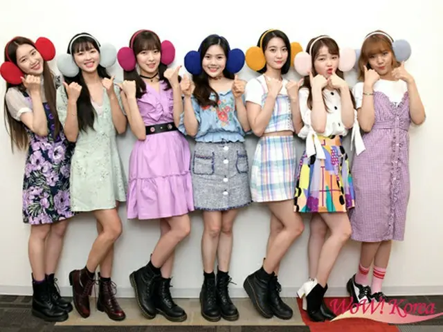 「OH MY GIRL BANHANA」左からジホ、ユア、アリン、ヒョジョン、ビニ、スンヒ、ミミ