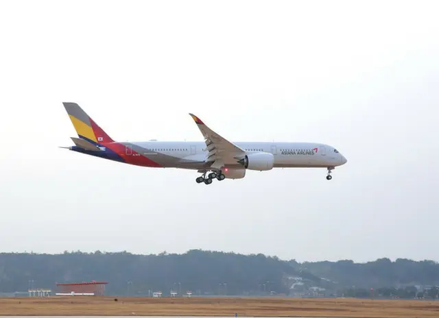 アシアナ航空、機内食搭載トラブルで遅延発生（提供:news1）