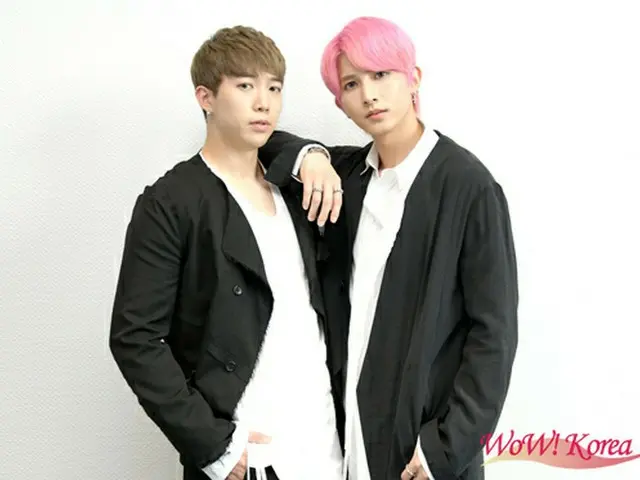 「U-KISS」左からフン、キソプ