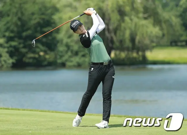 ＜女子ゴルフ＞KPMG選手権優勝のパク・ソンヒョン、世界ランキング2位に浮上（提供:news1）