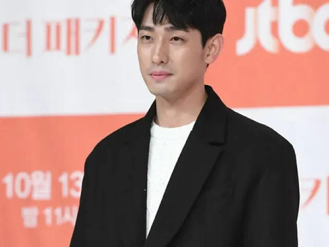 【公式】俳優ユン・パク、きょう（4日）映画「家族」マスコミ試写会に出席 ”スケジュール変更”