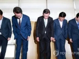 韓国アシアナ航空の機内食トラブル　グループ会長が謝罪会見
