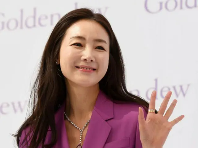 韓国女優チェ・ジウの夫の身元情報が公開され議論となっている中、これを報道した「Dispatch」に対して非難の世論が続いている。（提供:OSEN）