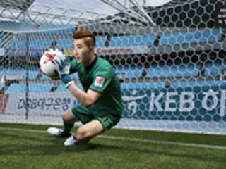 ロシアW杯で”韓国シンデレラボーイ”に浮上したGKチョ・ヒョヌ、ヘアワックスCMモデルに抜てき！