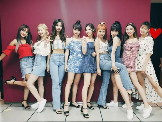 「TWICE」がデビュー1000日を迎え、ファンに感謝の気持ちを伝えた。（提供:OSEN）