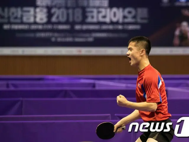 “北朝鮮男子卓球の期待の星”ハム・ユソン（19）がコリアオープン21歳以下男子シングルスで優勝を手にした。（提供:news1）