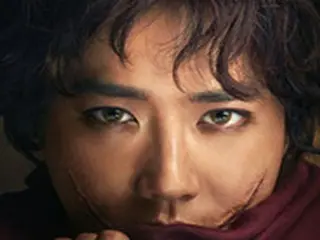 SUHO（EXO）、「笑う男」でミュージカル俳優に”完ぺきな変身”