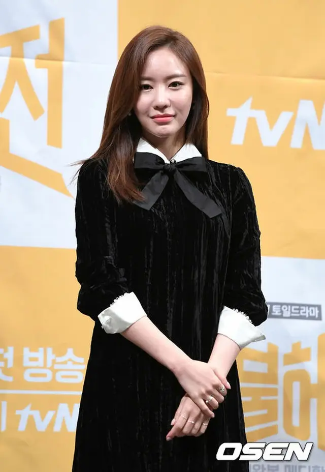 韓国女優キム・アジュンが信号無視で事故を起こしたことについて、所属事務所側は「事実だ」と明らかにした。（提供:OSEN）