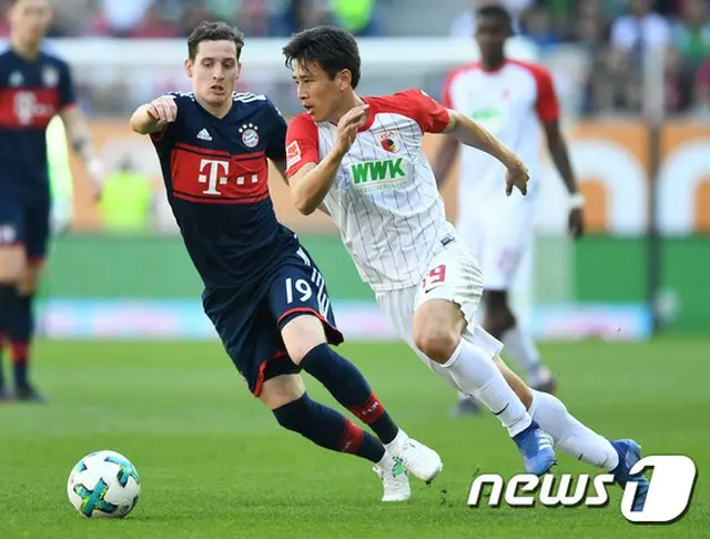 ＜サッカー＞ク・ジャチョル、アウクスブルクとの契約延長を望む…代表は引退を考慮＝独メディア（提供:news1）