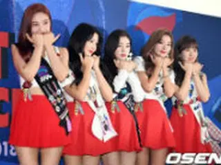 「Red Velvet」、単独コンサートに先駆け記者会見「『Red Flavor』より『Power up』」