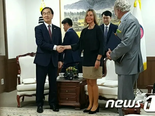 欧州連合（EU）の対外政策を総括するモゲリーニ外交安全保障上級代表は6日、「韓国政府が賢明なリーダーシップで、南北関係発展に向けて多くの努力をしたことをEU諸国が支持している」と明かした。