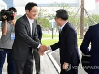 サムスントップが雇用創出約束　同社訪問の経済副首相に＝韓国