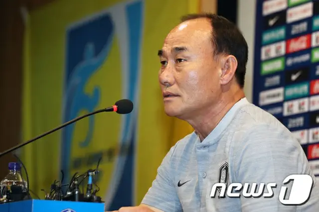 ＜2018ア大会＞サッカー韓国代表のキム・ハクボム監督 「ファン・ヒチャン、イ・スンウの早期合流は”大きい”」