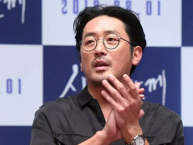 韓国俳優ハ・ジョンウ（39）が投げた球が“1億ウォン（約1000万円）寄付”という意味ある結果で戻ってきた。（提供:OSEN）