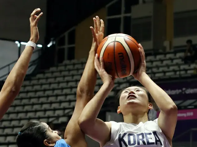 ＜2018ア大会＞女子バスケ南北合同チーム、インドに大勝＝2勝1敗で組2位に（提供:news1）