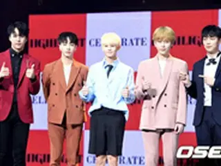 「Highlight」、一般義務警察に合格したヤン・ヨソプを始めメンバーが続々“入隊予約”