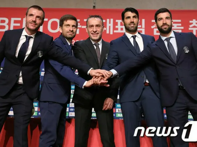 サッカー韓国代表の新監督就任のベント氏、記者会見 「1段階上へ成長させるきかっけに」