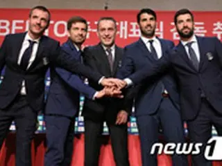 サッカー韓国代表の新監督就任のベント氏、記者会見 「1段階上へ成長させるきかっけに」