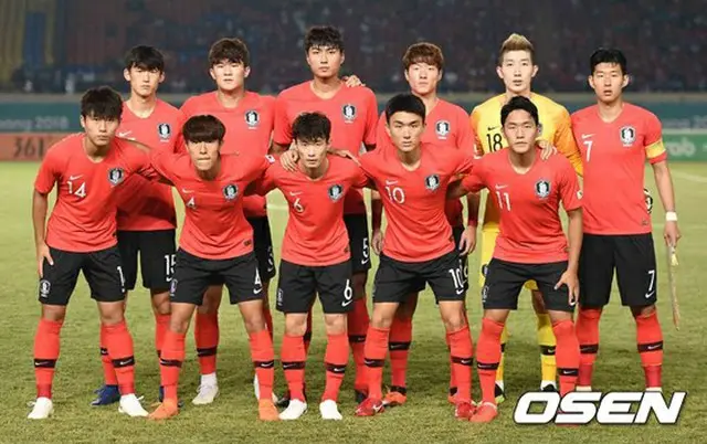 ＜2018ア大会＞サッカー韓国代表、伝統の赤いユニフォームでイランと16強戦