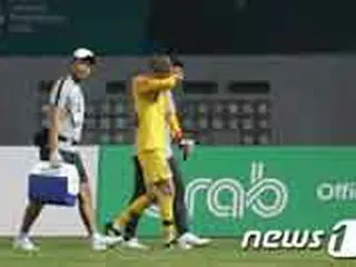 ＜2018ア大会＞”W杯ヒーロー”の韓国GKチョ・ヒョヌが負傷… 「状態を見守る必要あり」