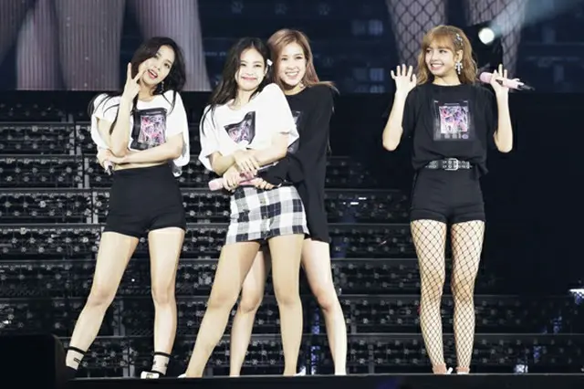 「BLACKPINK」、YouTube再生回数3億回突破「DDU-DU DDU-DU」日本語ver.をアリーナツアー千葉公演で初披露！（オフィシャル）